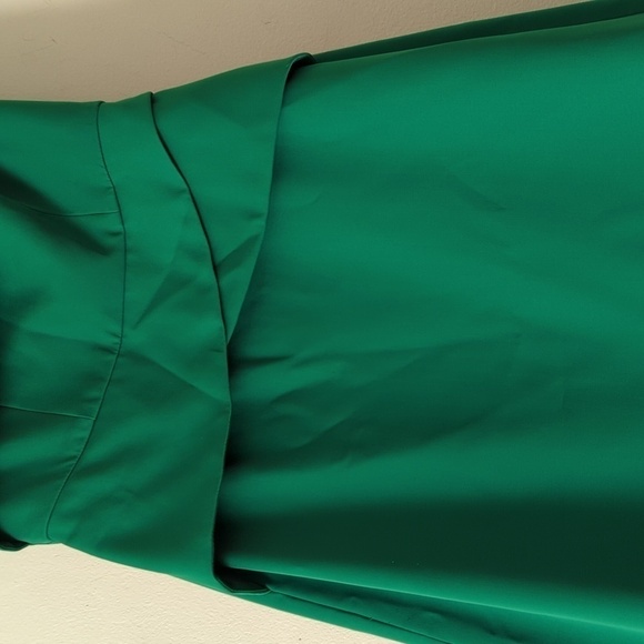 HP. BCBGMAXAZRIA Gown Annely One Shoulder Peplum Gown - Picture 5 of 14